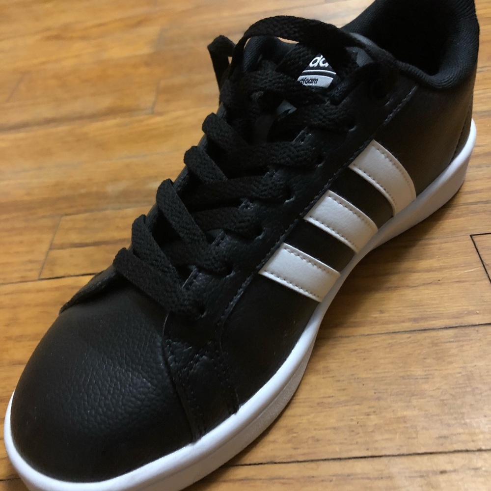 👟 Adidas Memory Cloud Foam Sneakers 👟